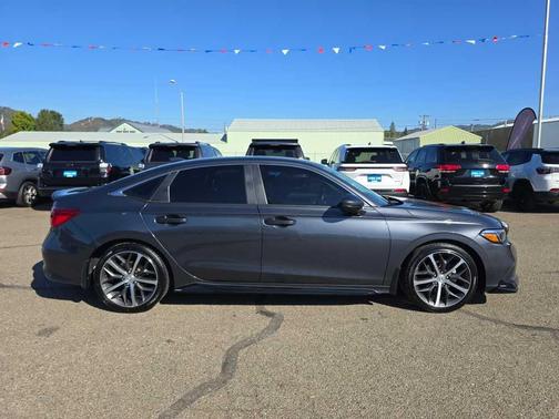 2022 Honda Civic Touring