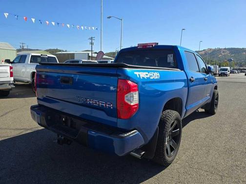2018 Toyota Tundra SR5
