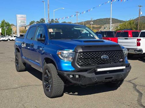 2018 Toyota Tundra SR5