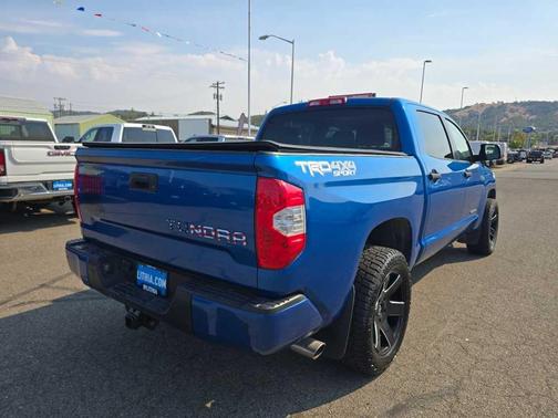 2018 Toyota Tundra SR5