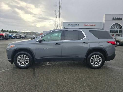 2021 Chevrolet Traverse LT Cloth