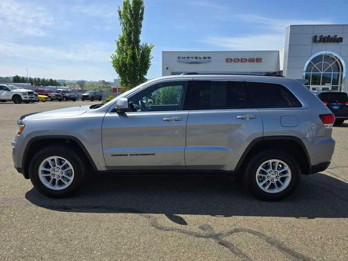 2020 Jeep Grand Cherokee Laredo E