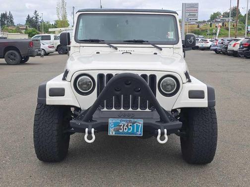 Stone White 2004 Jeep Wrangler Sport