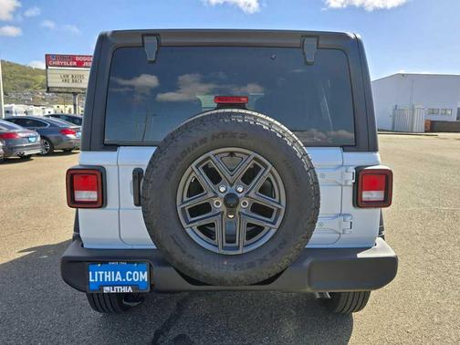 2025 Jeep Wrangler Sport RHD
