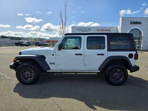 2025 Jeep Wrangler Sport RHD