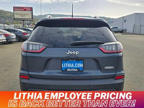 2021 Jeep Cherokee Latitude Lux