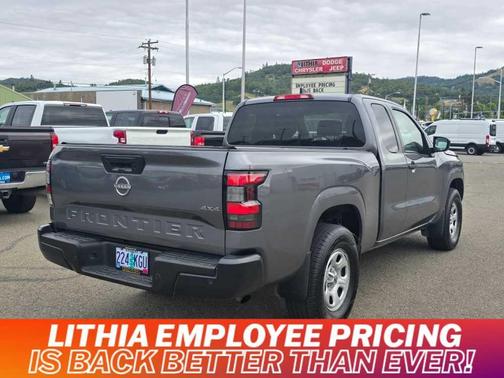 2023 Nissan Frontier S
