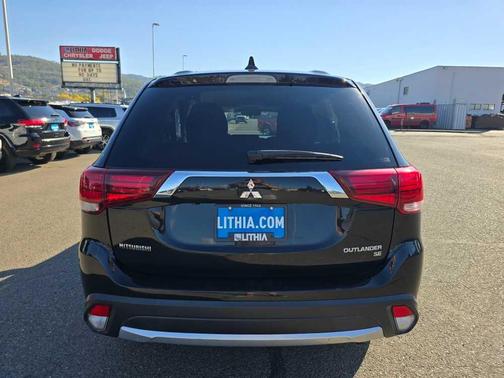 2018 Mitsubishi Outlander SE