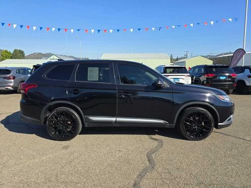 2018 Mitsubishi Outlander SE