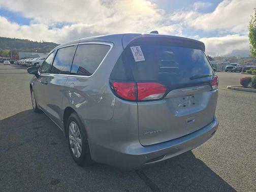 2021 Chrysler Voyager L