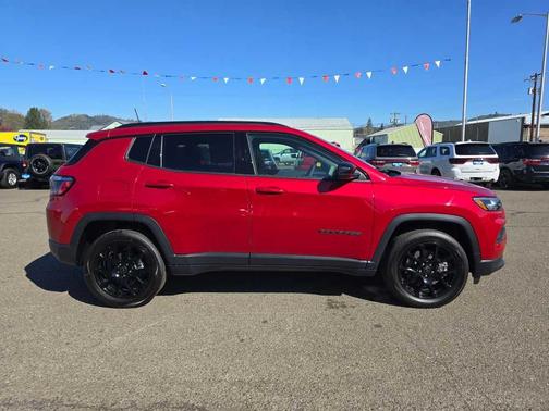 2026 Jeep Compass Latitude