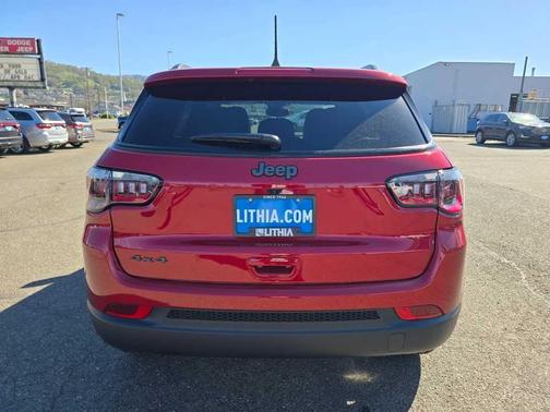 2026 Jeep Compass Latitude