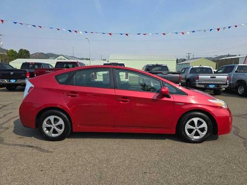 2014 Toyota Prius Two
