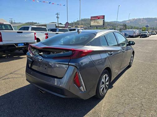 2018 Toyota Prius Prime Advanced