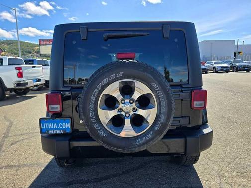 2018 Jeep Wrangler JK Unlimited Sahara