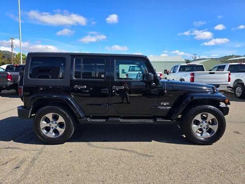 2018 Jeep Wrangler JK Unlimited Sahara