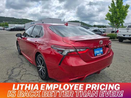 2021 Toyota Camry SE