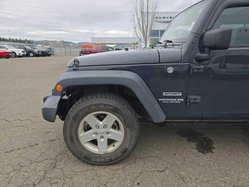 2017 Jeep Wrangler Unlimited Sport