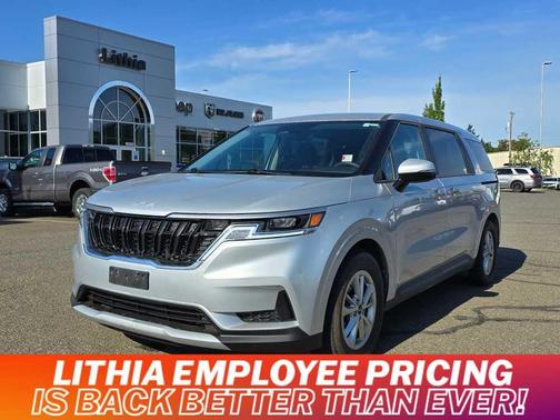 2022 Kia Carnival LX