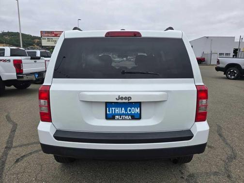 2016 Jeep Patriot Sport