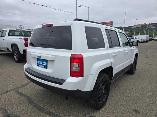 2016 Jeep Patriot Sport