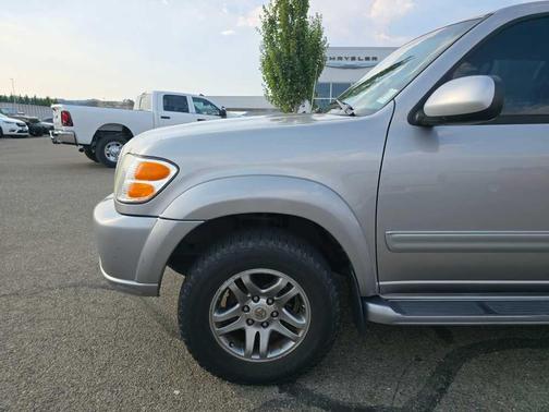 2004 Toyota Sequoia Limited