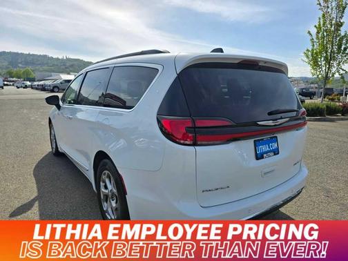 2023 Chrysler Pacifica Limited