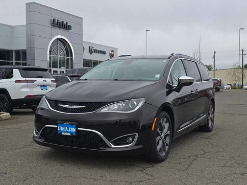 2017 Chrysler Pacifica Limited