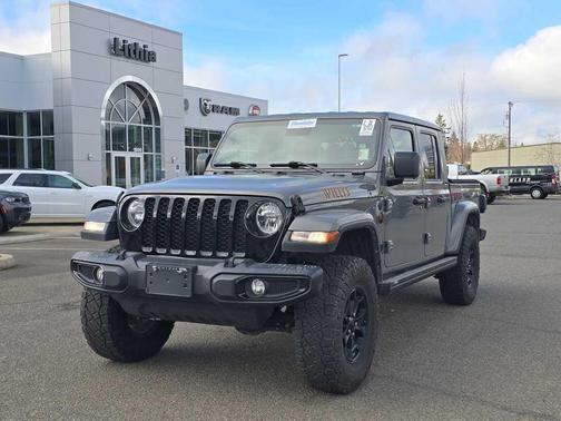 2021 Jeep Gladiator Sport