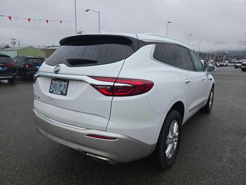 2020 Buick Enclave Essence