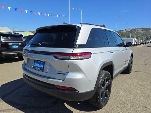2025 Jeep Grand Cherokee Limited