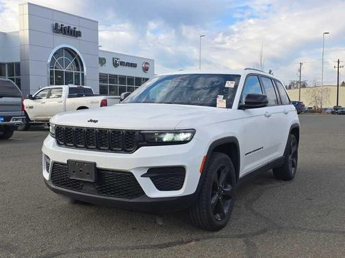 2023 Jeep Grand Cherokee Altitude