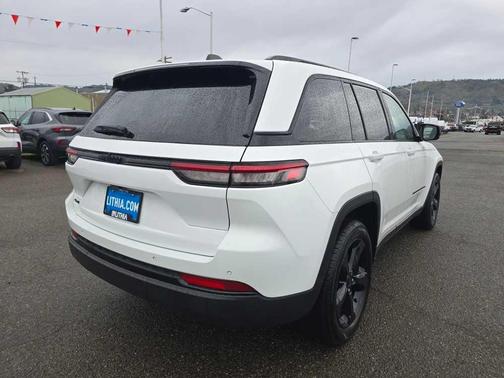 2023 Jeep Grand Cherokee Altitude