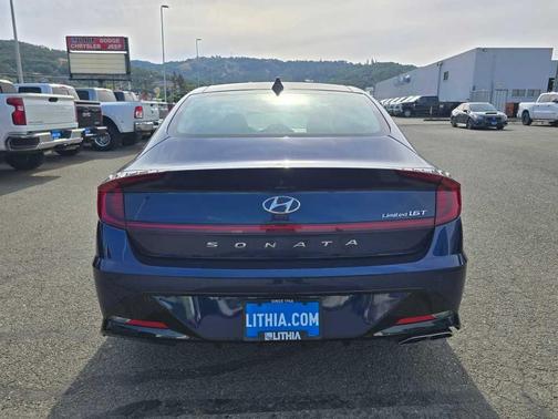 2021 Hyundai SONATA Limited