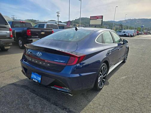 2021 Hyundai SONATA Limited