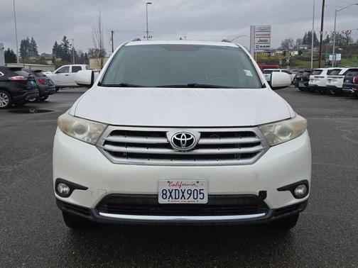 2011 Toyota Highlander SE