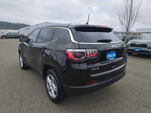 2023 Jeep Compass Sport