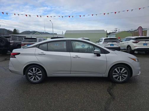 2021 Nissan Versa 1.6 SV