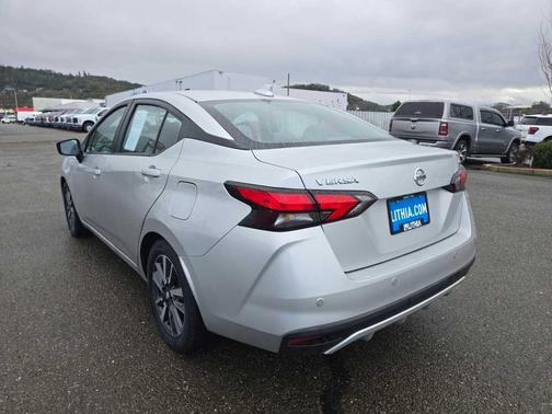2021 Nissan Versa 1.6 SV