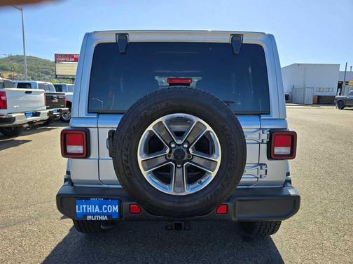 2022 Jeep Wrangler Unlimited Sahara