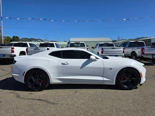 2019 Chevrolet Camaro 2LT