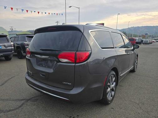 2020 Chrysler Pacifica Limited