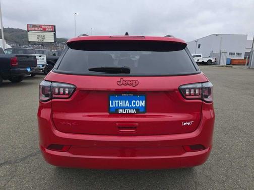 2023 Jeep Compass (RED) Edition