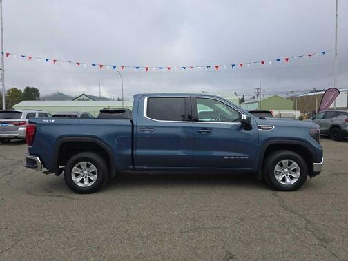 2024 GMC Sierra 1500 SLE
