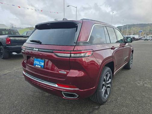 2025 Jeep Grand Cherokee Overland