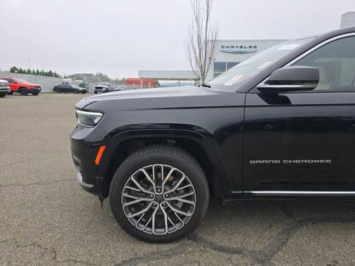 2021 Jeep Grand Cherokee L Summit