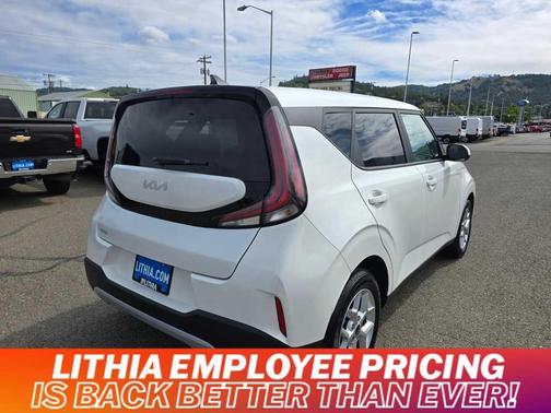 2023 Kia Soul LX