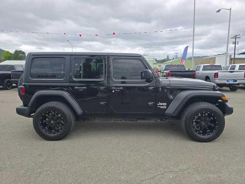 Black Clearcoat 2020 Jeep Wrangler Unlimited Sport