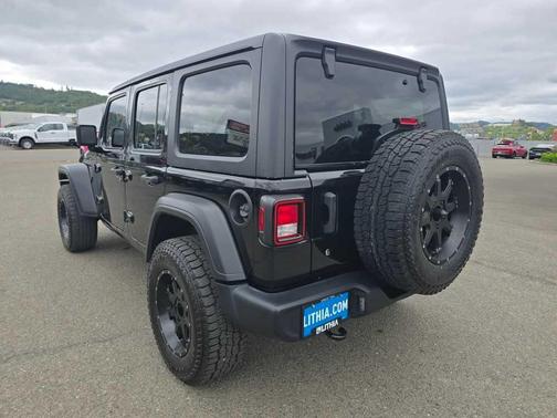 Black Clearcoat 2020 Jeep Wrangler Unlimited Sport