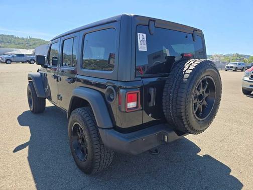 Black Clearcoat 2020 Jeep Wrangler Unlimited Sport